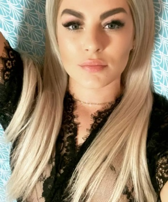 У меня есть все, чтобы сделать твои фантазии реальностью. 💋
Я живу в Москве, самом прекрасном городе, где встречаются и растворяются страсть и похоть. У меня есть отличные отзывы о моих услугах, потому что я всегда стараюсь угодить и удивить своих клиентов. 😍
Я предлагаю широкий спектр услуг, которые могут удовлетворить даже самые изысканные вкусы. Позволь мне показать тебе мои ловкие руки и горячий дыхание. Мы можем провести незабываемое время вместе, наслаждаясь роскошными моментами и полностью растворившись в удовольствии. 💦
У меня есть много фотографий, чтобы ты мог оценить мою красоту и сексуальность. Ты можешь увидеть, как я выгляжу, прежде чем мы встретимся. Так что не стесняйся, пиши мне, и мы обязательно договоримся о встрече. Я обещаю, ты не пожалеешь об этом! 😉 Регина